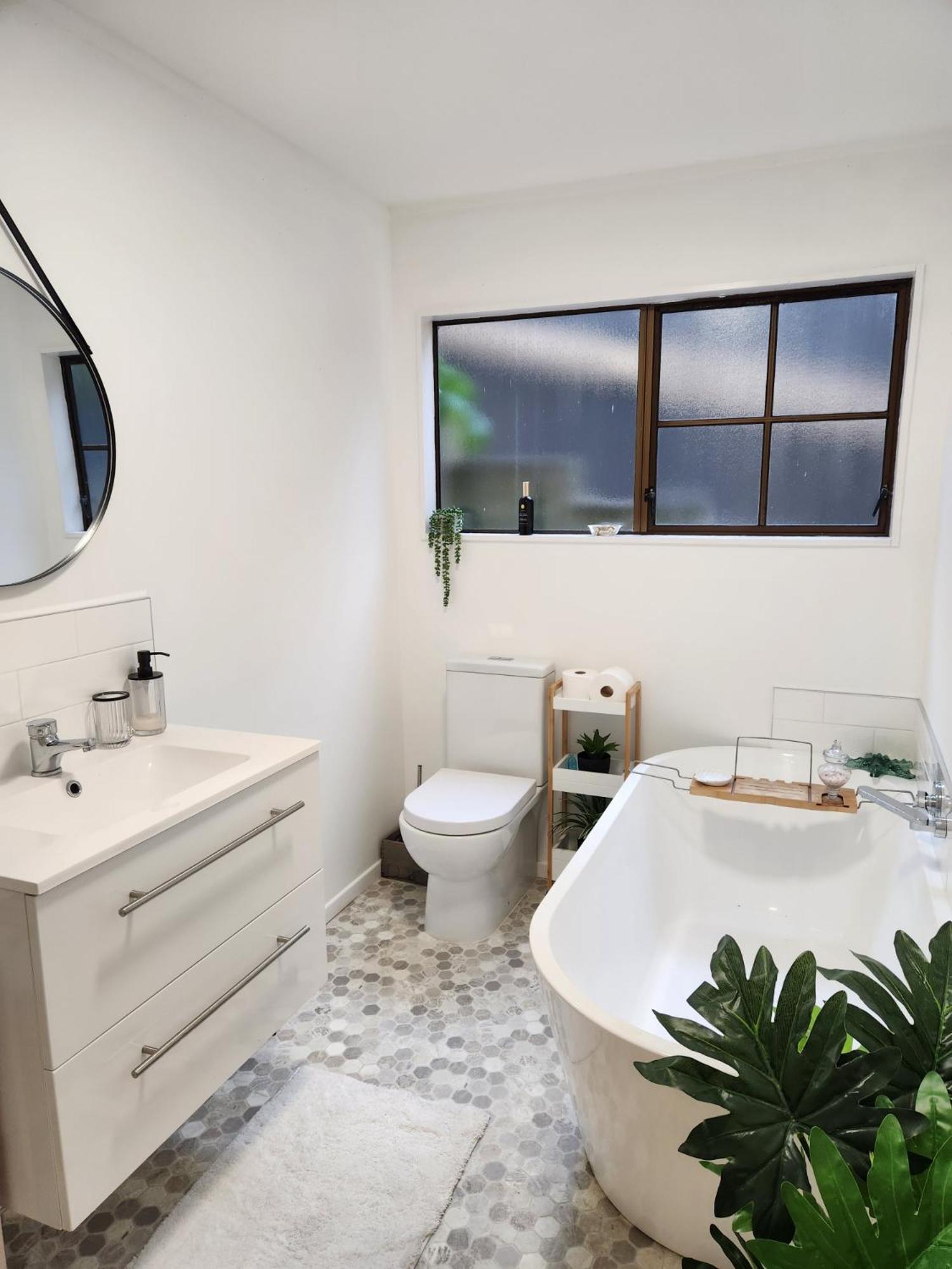 Studio 9 On Lakewood Уелингтън Екстериор снимка